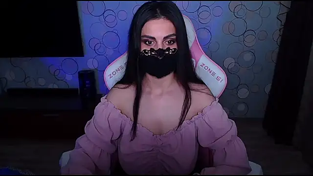 Snapshot of __Yasmina__ chatting on June 12, 2026, 5:06 am Yasmina online show from June 12, 2026, 5:06 am