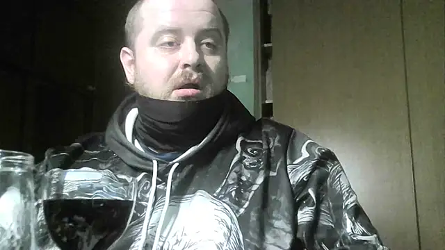 perversalus online show from December 31, 2024, 8:12 pm