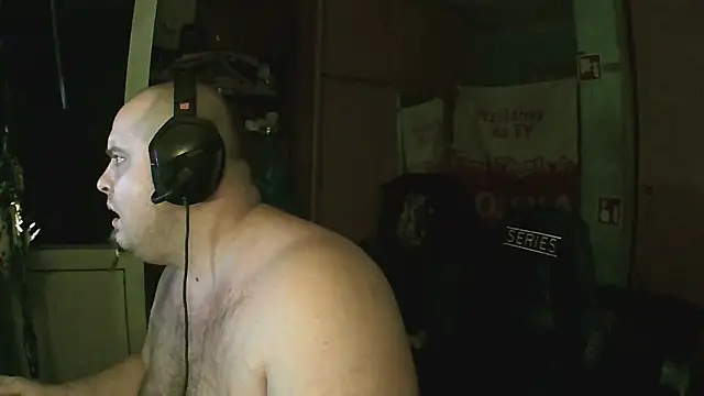 perversalus online show from February 2, 2025, 5:42 am