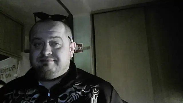 perversalus online show from February 9, 2025, 4:29 pm