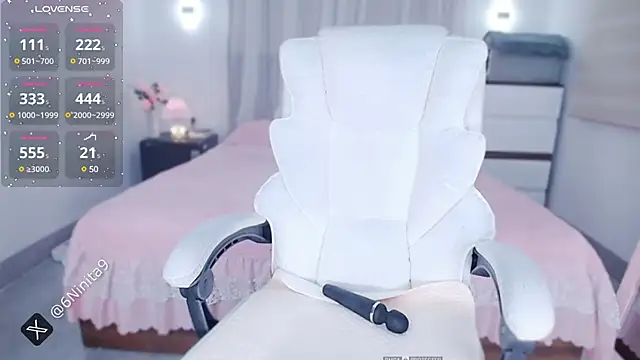 PimChanOK online show from March 6, 2025, 11:42 pm