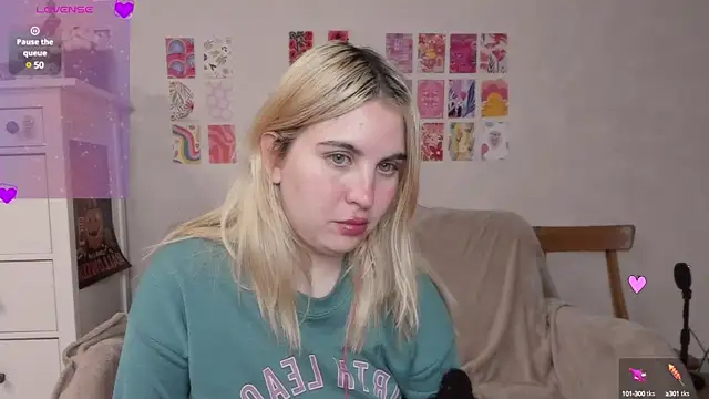 pawpaws online show from December 21, 2024, 8:32 pm