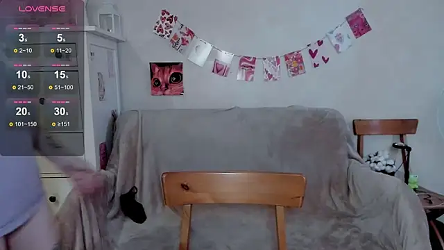 Snapshot of pawpaws chatting on July 15, 2026, 11:04 am pawpaws online show from July 15, 2026, 11:04 am