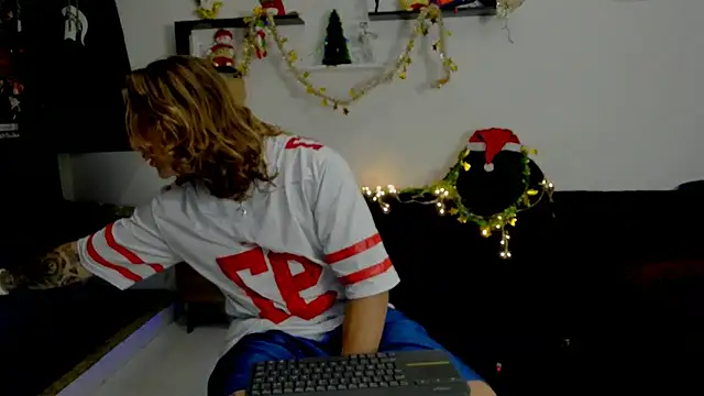 Tom Krakow online show from December 27, 2024, 7:14 pm