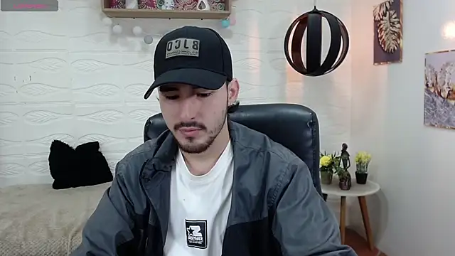 DmitriSanders online show from January 27, 2025, 9:33 pm