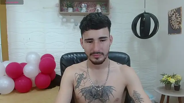 DmitriSanders online show from March 11, 2025, 7:36 pm