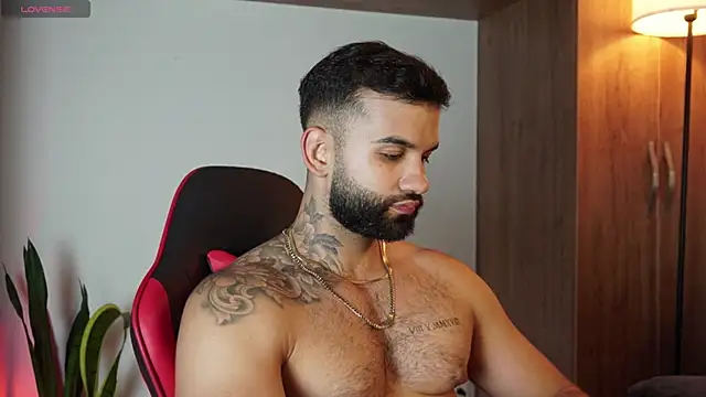 MarkHazze online show from November 6, 2025, 9:15 pm