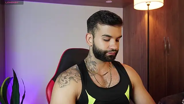 MarkHazze online show from November 14, 2025, 10:07 pm