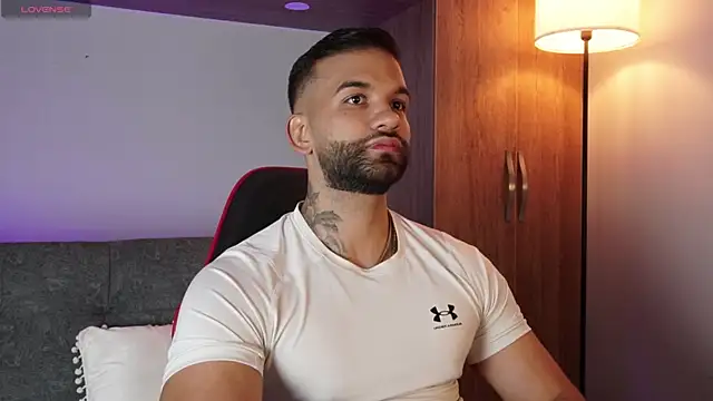 MarkHazze online show from January 11, 2026, 12:04 am