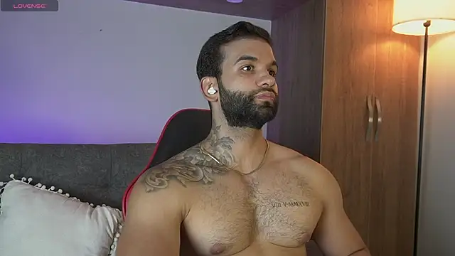 MarkHazze online show from April 7, 2026, 12:00 am