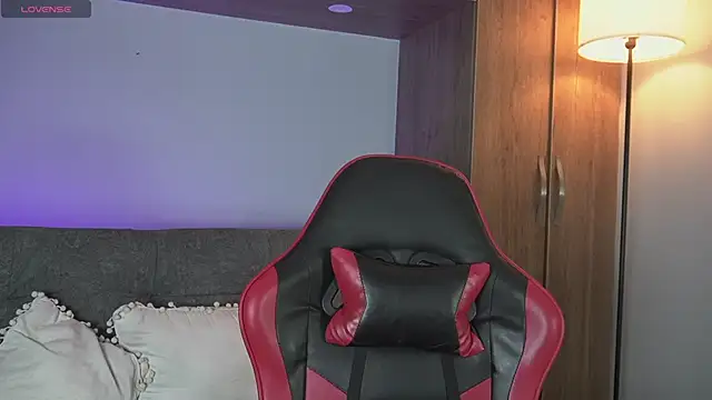 MarkHazze online show from April 12, 2026, 11:10 pm