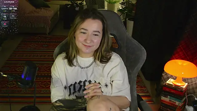 Snapshot of Megan__Hart chatting on February 25, 2025, 10:18 pm Megan Hart online show from February 25, 2025, 10:18 pm