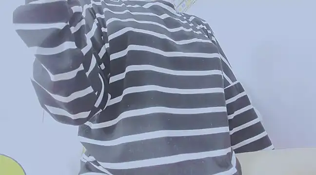 Linh diudang online show from January 24, 2025, 3:43 am