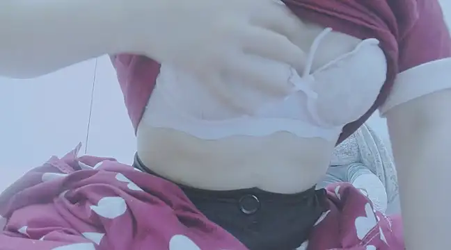 Linh diudang online show from February 19, 2025, 3:06 am