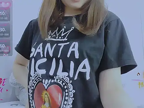 Linh diudang online show from November 20, 2025, 3:50 am