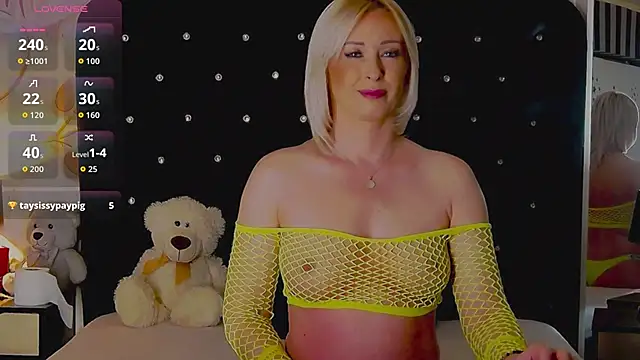 OliviaShaw23 online show from April 21, 2026, 1:42 am