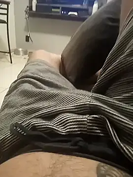 dredre1069 online show from December 19, 2024, 3:29 am