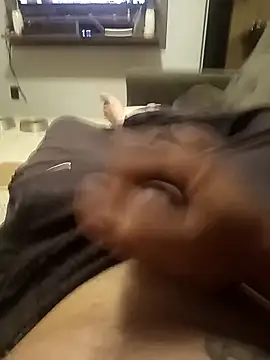 dredre1069 online show from September 28, 2025, 10:37 pm