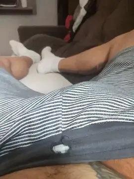 dredre1069 online show from November 27, 2025, 2:30 pm