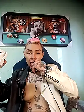 real fenix online show from September 29, 2025, 8:35 pm