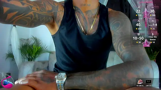 esteveen ortegas  online show from November 15, 2025, 1:40 pm