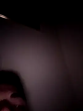 sebaspenegrande2002 online show from April 8, 2026, 7:08 am