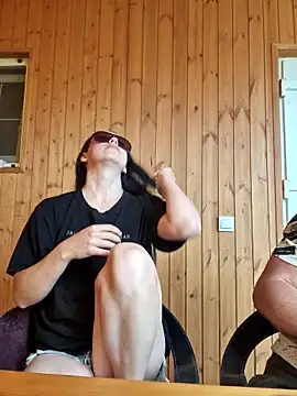 -Pupsiki- online show from May 16, 2026, 6:21 am