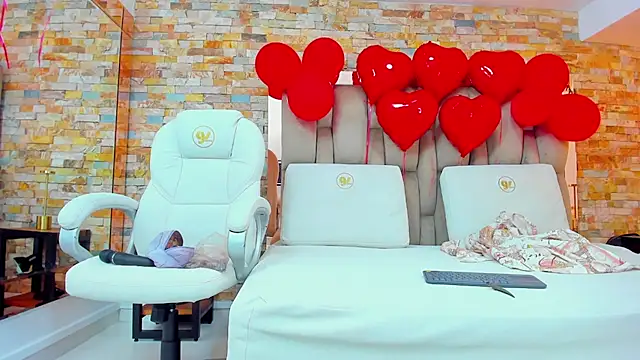 karla dunn online show from February 15, 2025, 8:01 pm