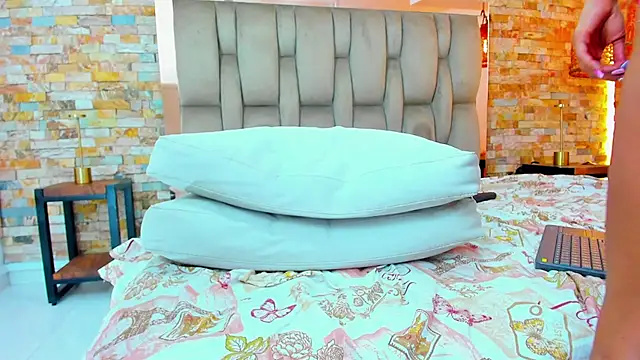 karla dunn online show from February 24, 2025, 10:58 pm