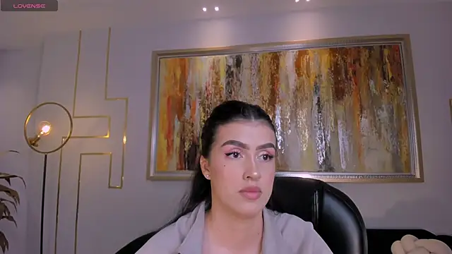PaulinaSantos  online show from June 5, 2026, 7:41 pm