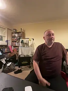 LondonTeffy online show from December 12, 2024, 10:31 pm