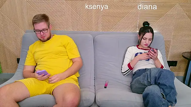 Ksenny online show from October 3, 2025, 11:18 am