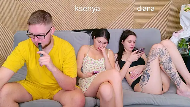 Ksenny online show from March 16, 2026, 5:44 am