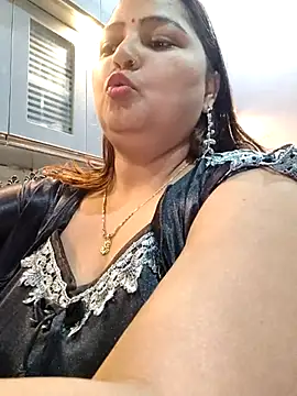 Dianaa9 online show from March 3, 2025, 5:50 pm