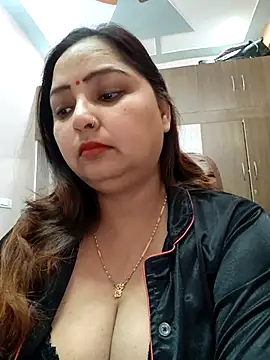 Dianaa9 online show from March 6, 2025, 11:47 am