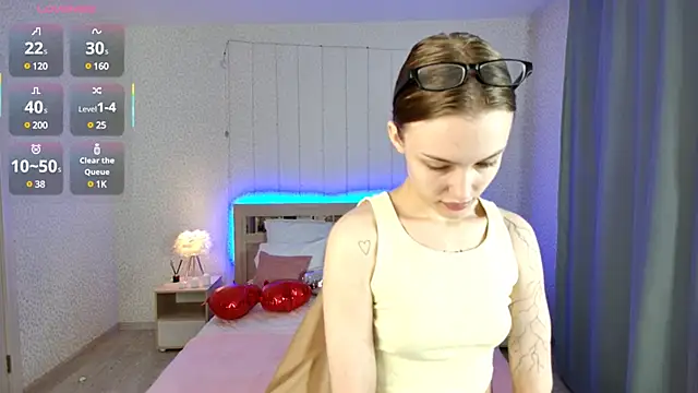 LesyaHayes online show from March 10, 2025, 2:37 pm