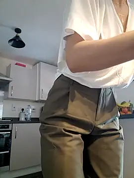 SweetMonicaUK online show from March 11, 2025, 9:56 am