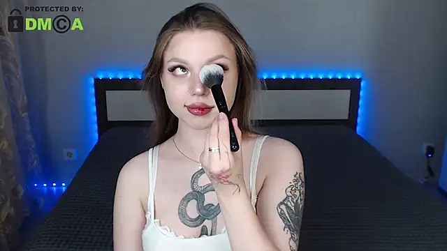 RonnieMilles online show from July 28, 2026, 7:39 pm