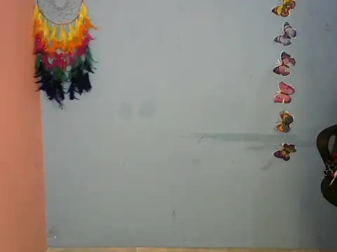 Black cat cutie online show from February 6, 2025, 5:46 am