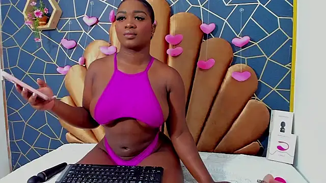 Snapshot of LORENSCOLLINS chatting on February 1, 2025, 1:51 pm LORENSCOLLINS online show from February 1, 2025, 1:51 pm