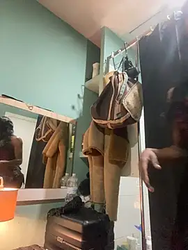 tamarabigass1 online show from February 22, 2025, 8:09 pm