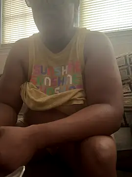 ebonyred online show from September 12, 2025, 12:49 pm