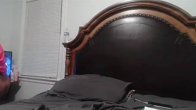 ebonyred online show from September 18, 2025, 3:08 am