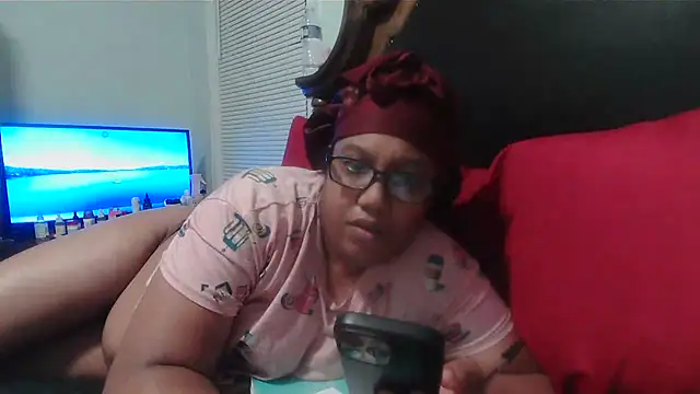 ebonyred online show from February 12, 2026, 1:00 am