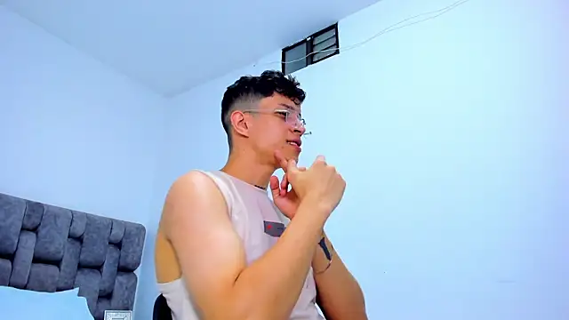 AgarEvans online show from December 29, 2024, 4:38 am