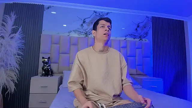 AgarEvans online show from February 28, 2026, 4:57 am