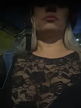 nicole valencia  online show from March 8, 2025, 11:39 pm