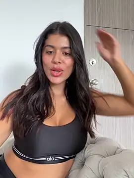 MelissaWaltton online show from March 13, 2025, 3:50 pm