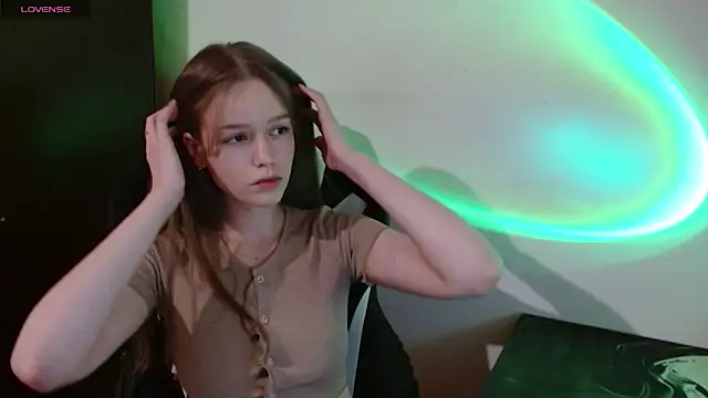 Snapshot of amelia_sweeti chatting on April 17, 2026, 4:32 pm amelia sweeti online show from April 17, 2026, 4:32 pm