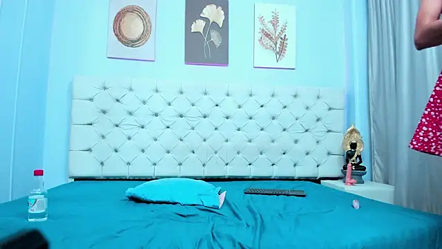 mariiana murillo01 online show from February 11, 2025, 7:12 am